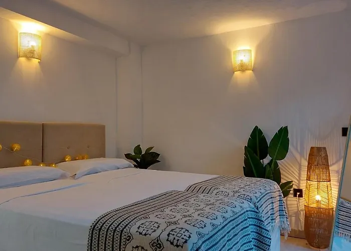 New Boho With Balcony, Private Garden And Communal Pool * Nerja