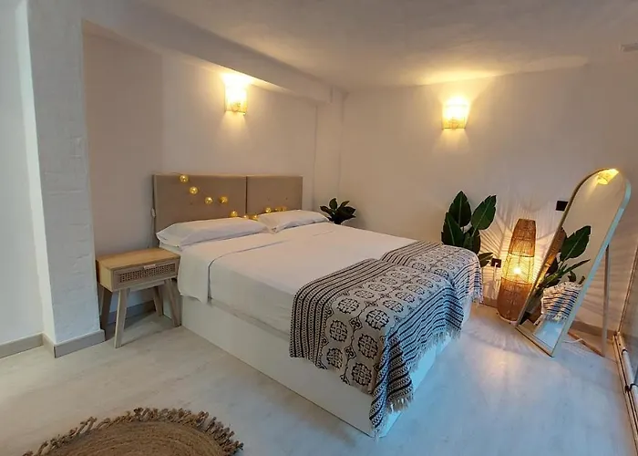 Nyaraló New Boho With Balcony, Private Garden And Communal Pool *